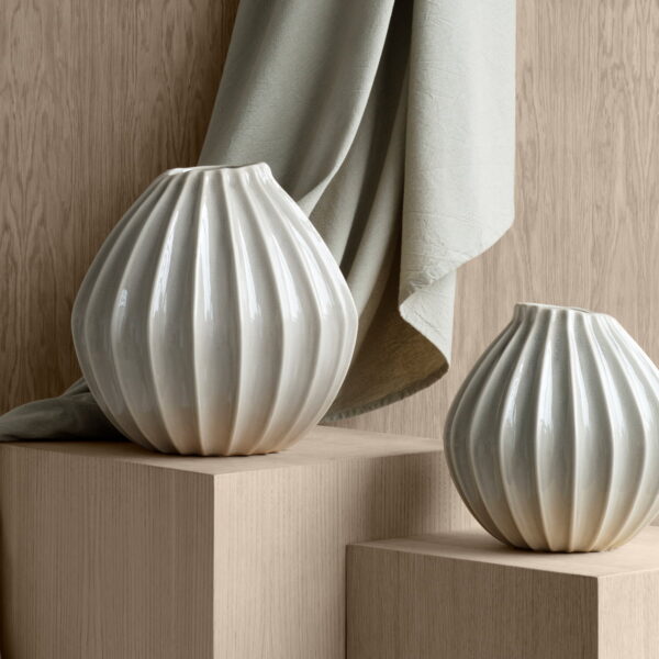 Vazen - Broste Copenhagen wide vaas sand